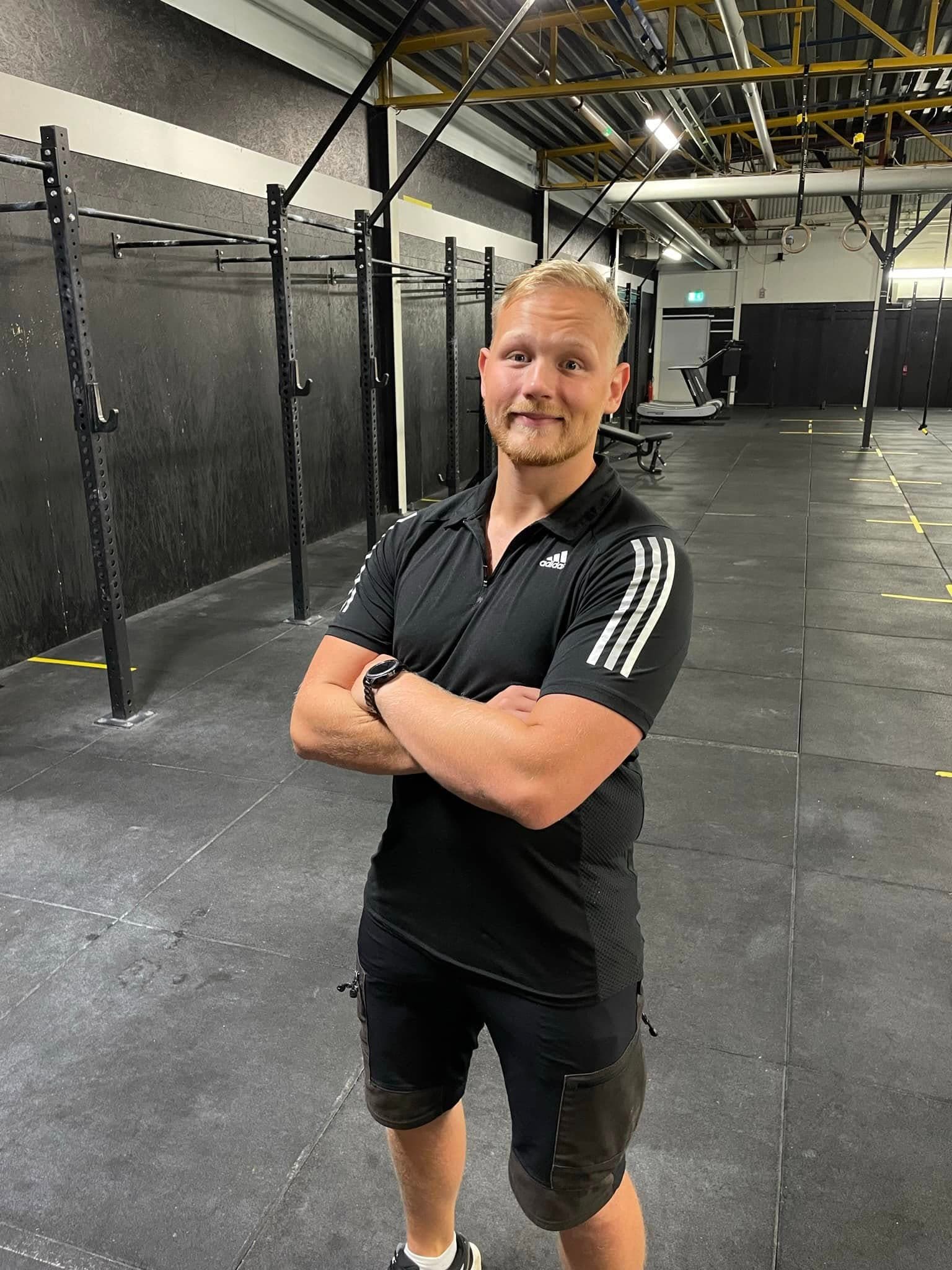 Rasmus i träningsmiljön på Delux